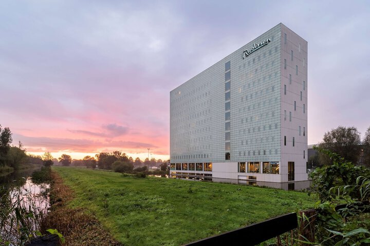 Exterior of Radisson Hotel & Suites Amsterdam South