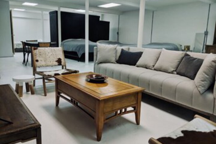Room 18 of 29