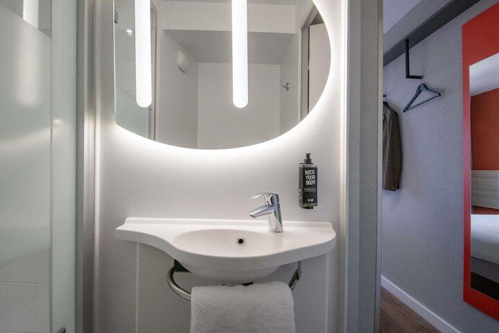 Bathroom Interior Photo