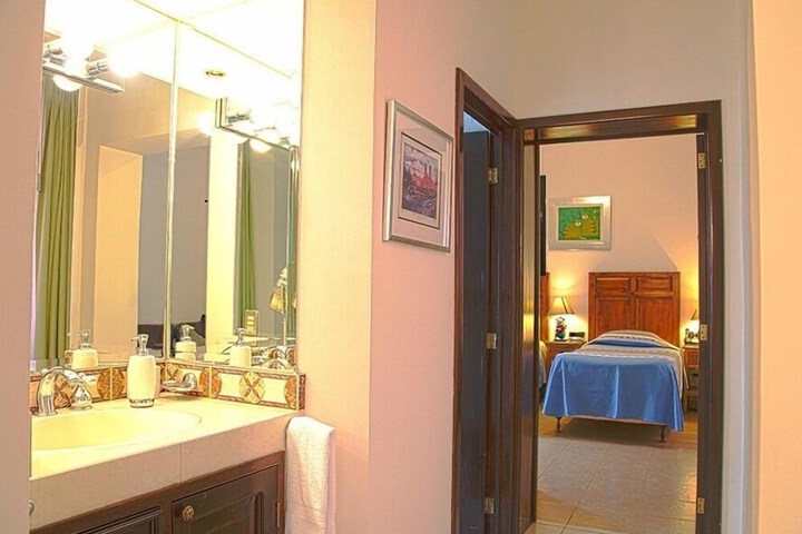 Room 82 of 150