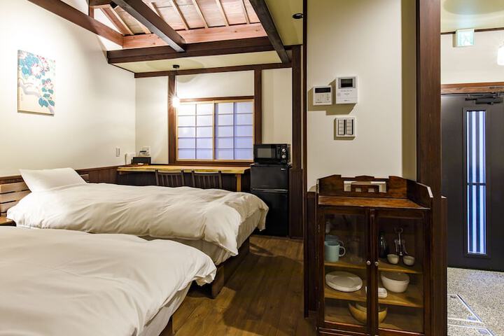 Room 28 of 111