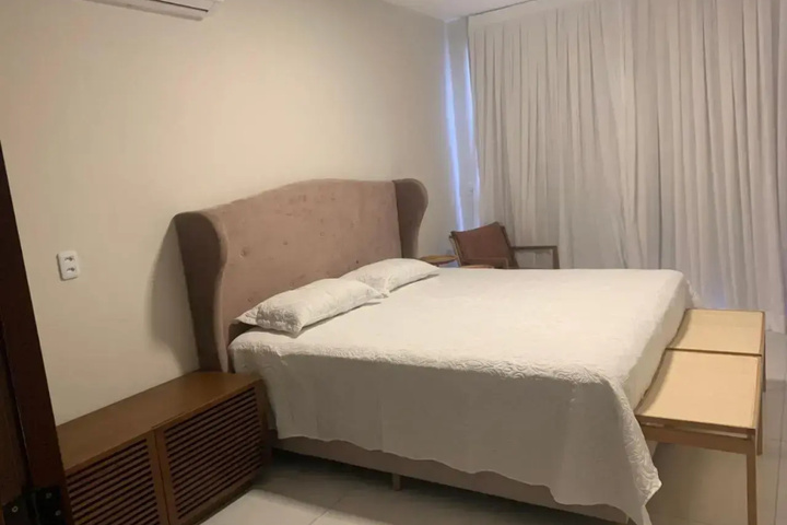 Room 2 of 14