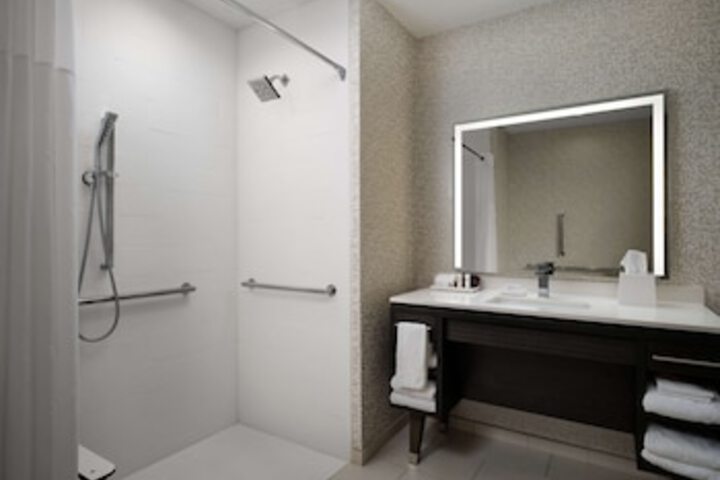 Bathroom shower