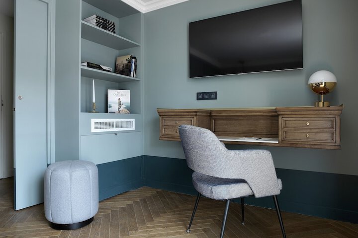 Room 16 of 72
