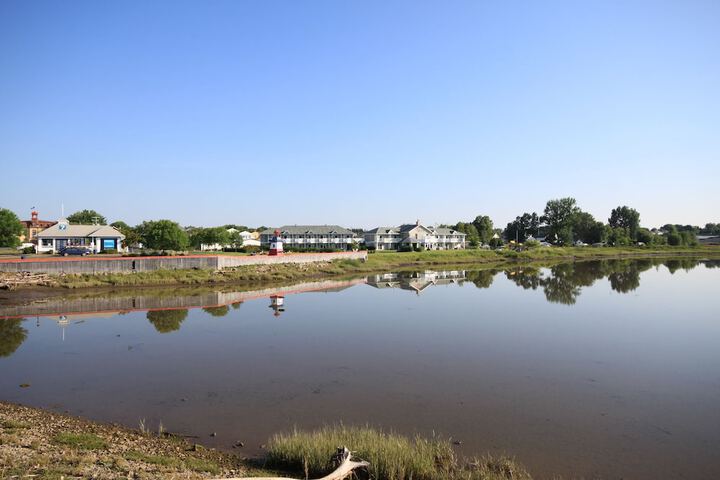 Property Grounds 38 of 43