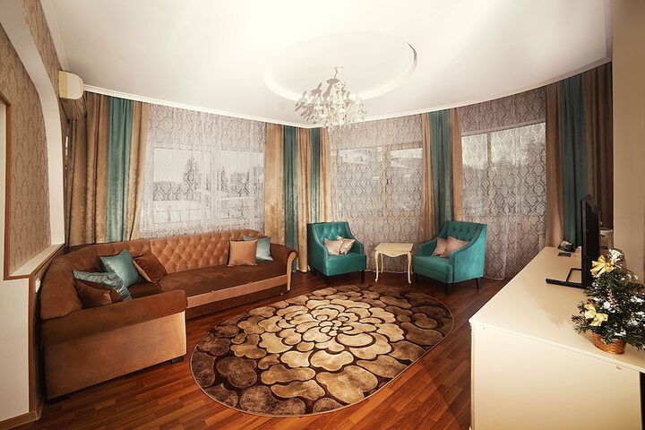 Room 6 of 58