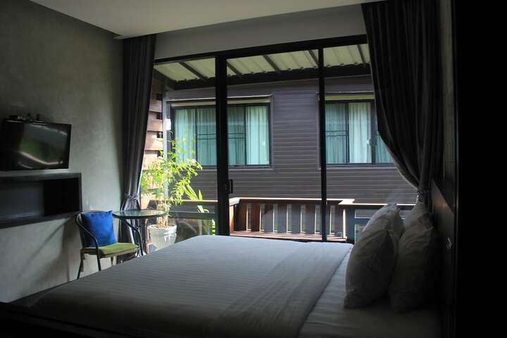 Room 8 of 58