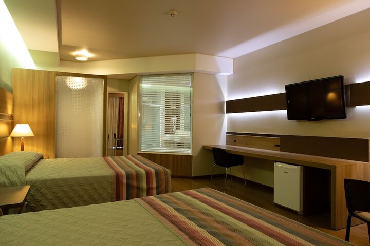 Room 14 of 111