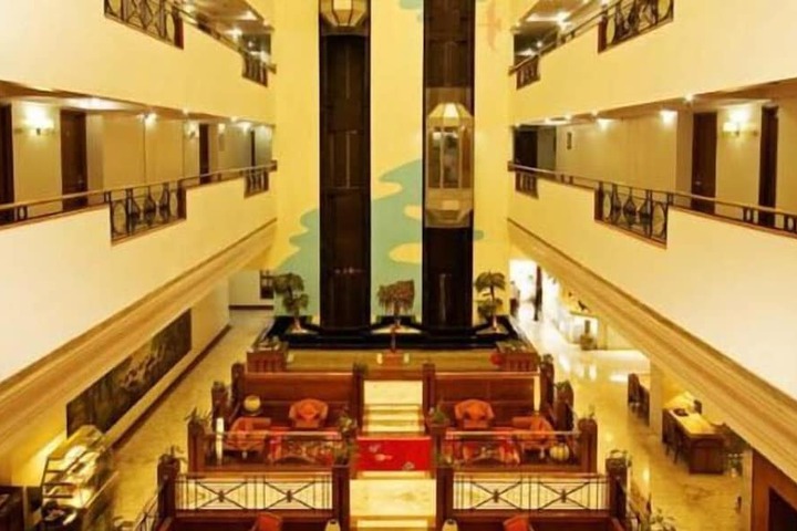 Hotel Interior 6 of 31