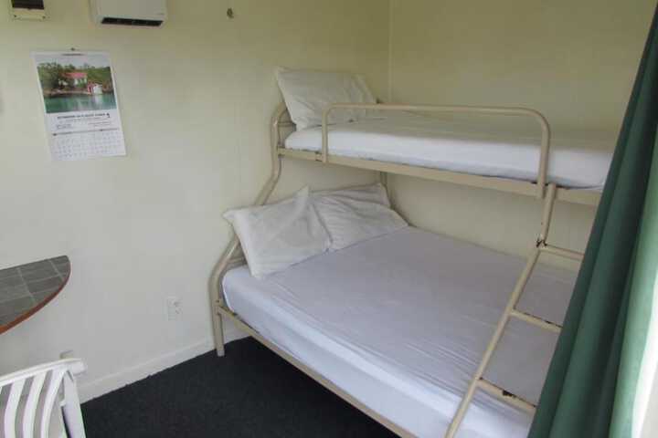 Room 22 of 51