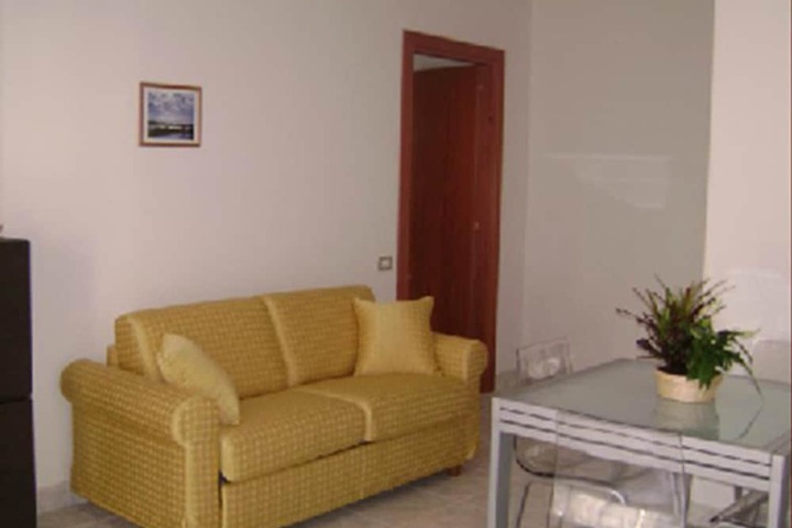 Room 16 of 32