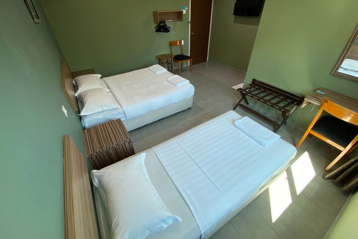 Room 19 of 31
