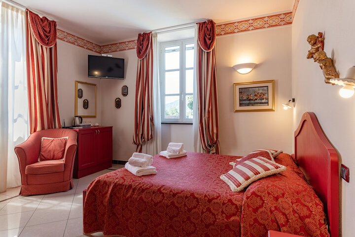 Room 10 of 55