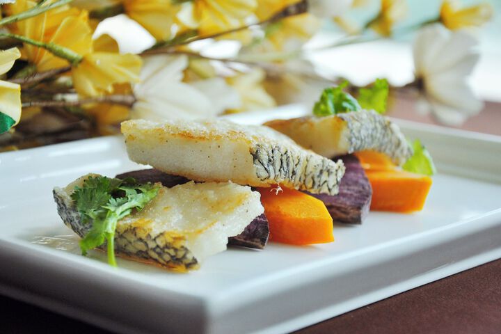Dining 50 of 63