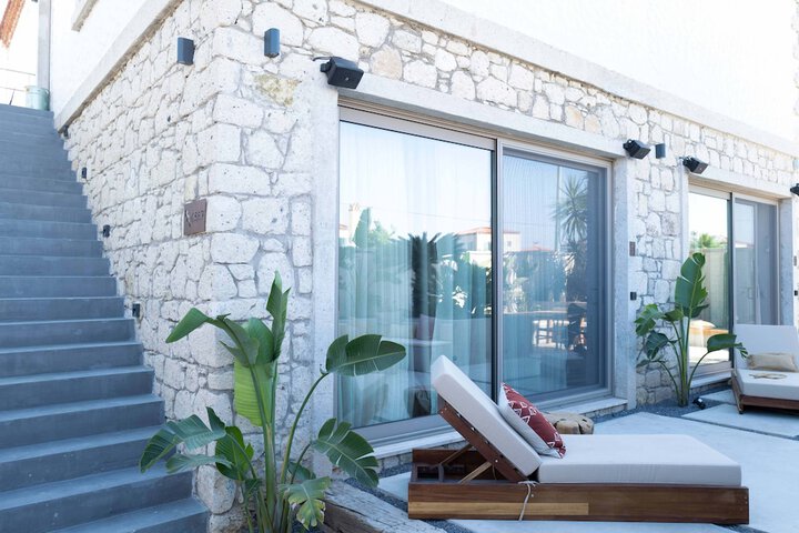 Terrace/Patio 65 of 77