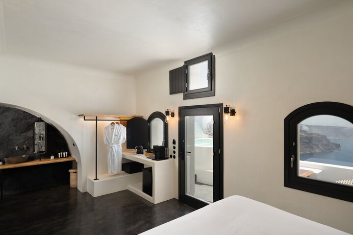 Room 26 of 303