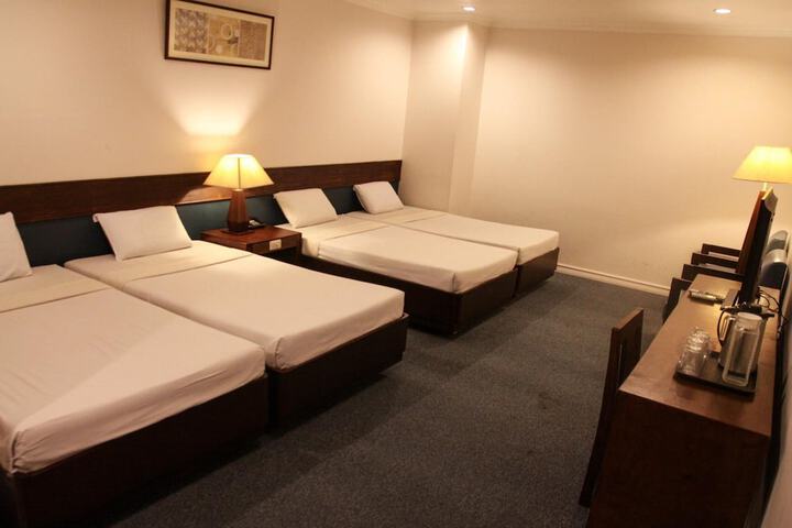 Room 26 of 50