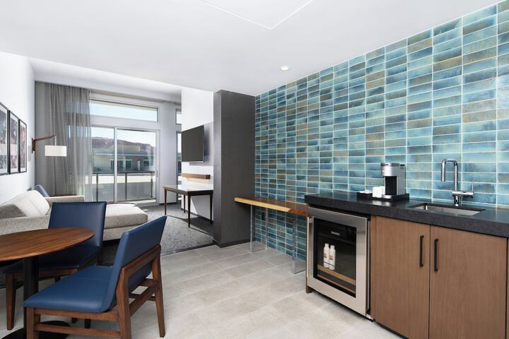 Private kitchenette
