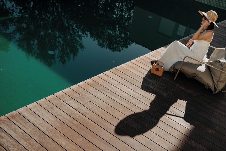 Pool 39 of 77