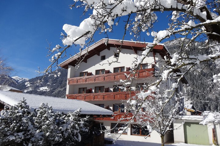 Hotel 56 of 64