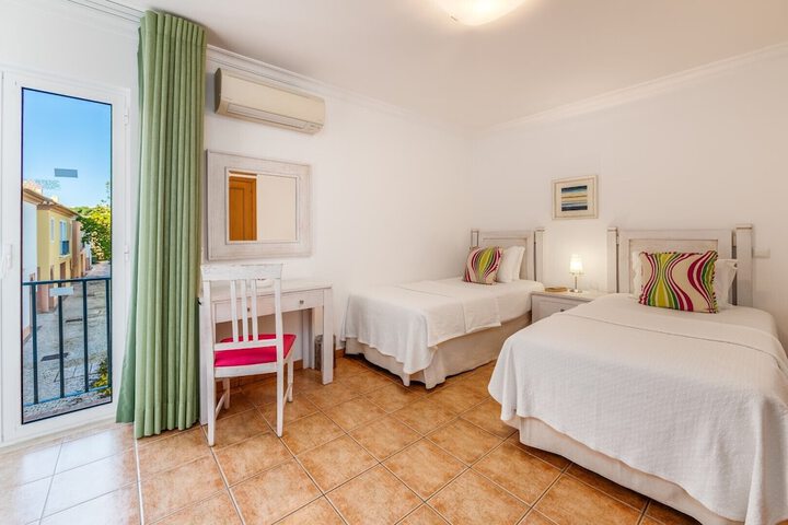 Room 12 of 57