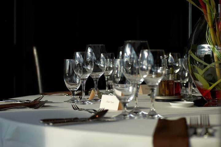 Dining 37 of 65