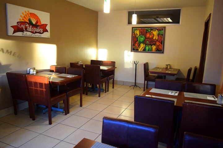 Dining 78 of 106