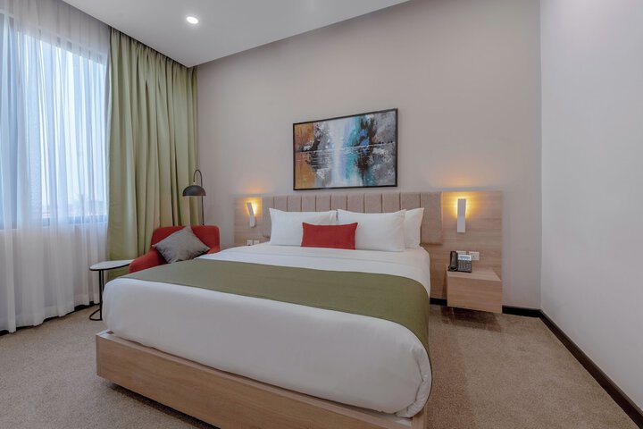Room 5 of 29