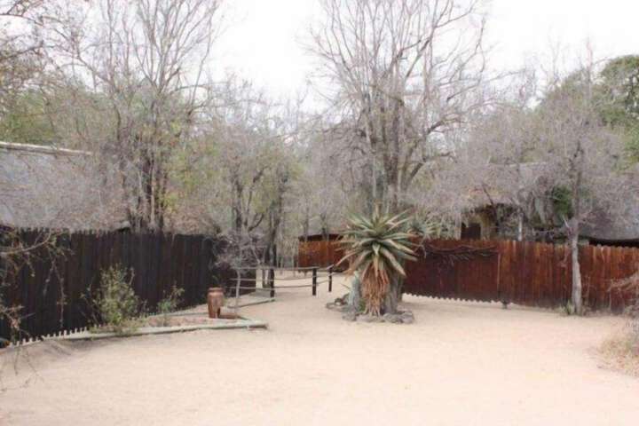Property Grounds 21 of 39