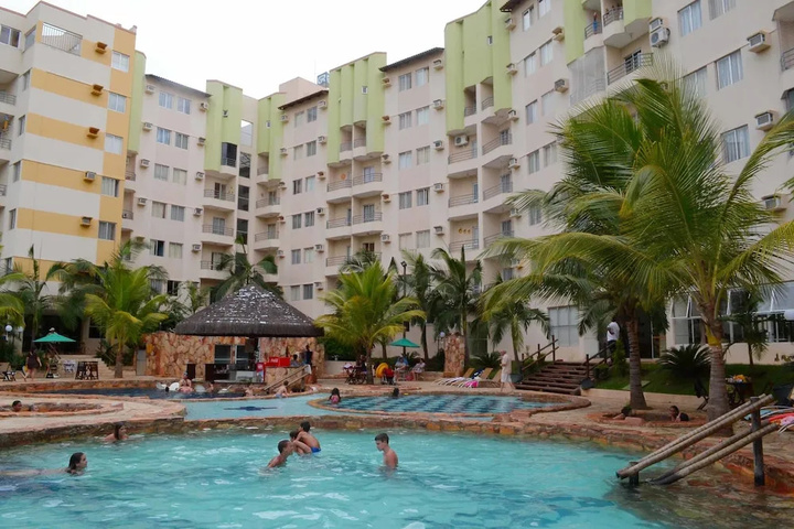 Pool 11 of 20