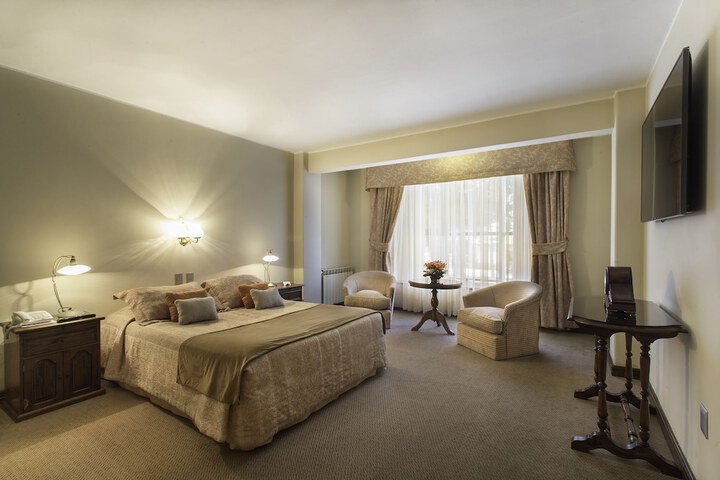 Room 9 of 49