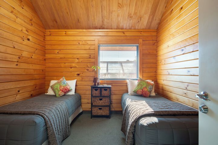 Room 25 of 114