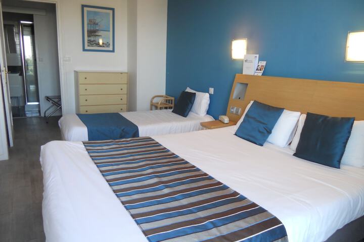Room 5 of 35