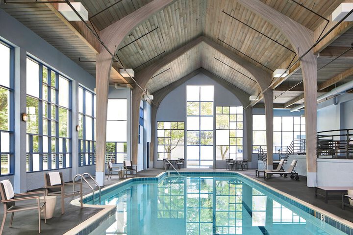 Pools & Facilities