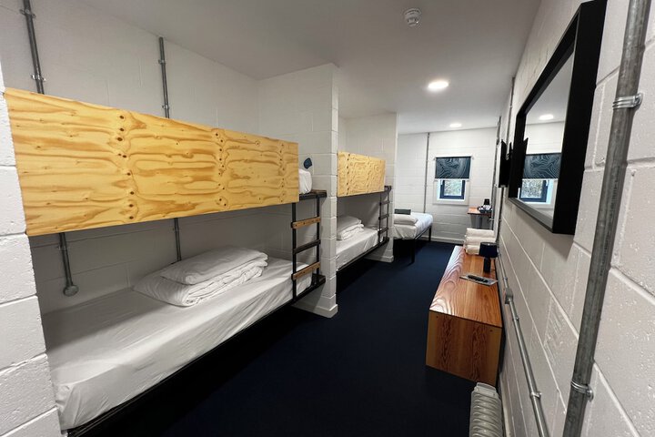 Room 11 of 46