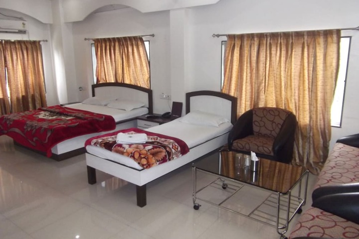 Room 7 of 30