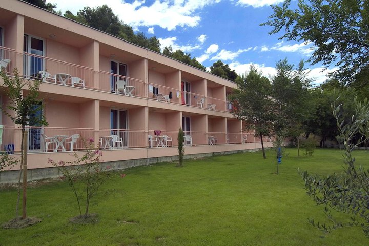 Tourist Settlement Brzet in Omis