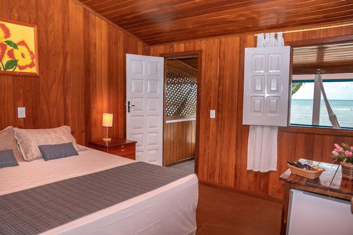 Room 4 of 52