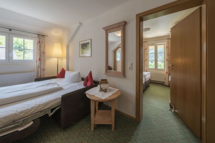 Room 6 of 54