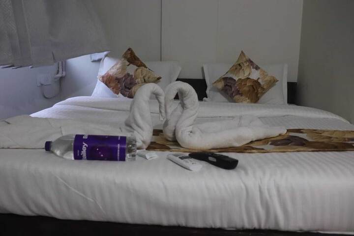 Room 10 of 23