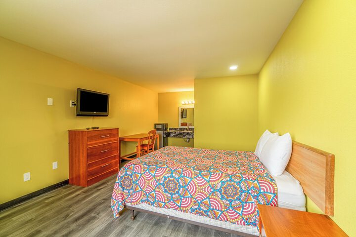 Room 13 of 56