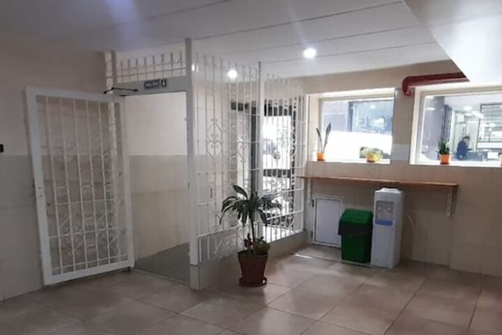 Room 21 of 28