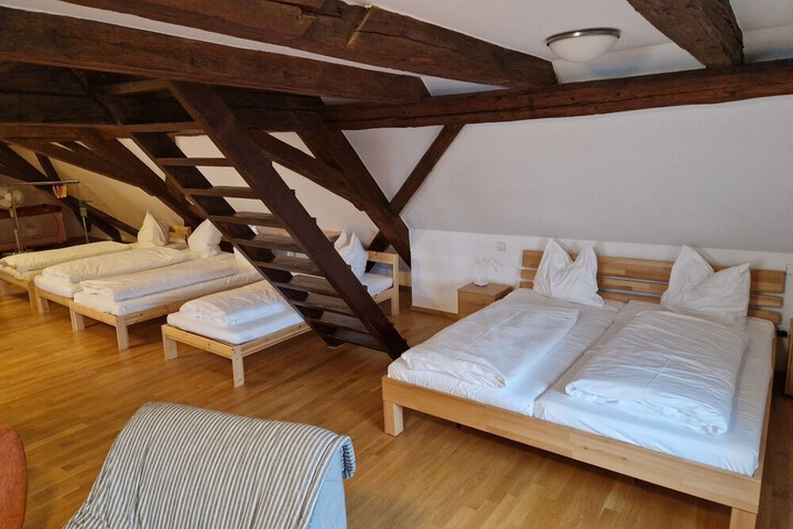 Room 21 of 52