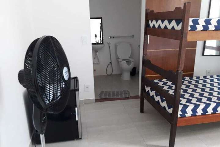 Room 52 of 104