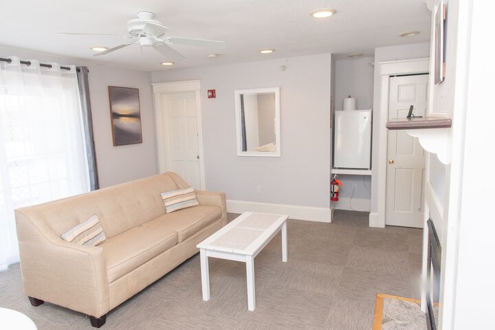 Room 38 of 113