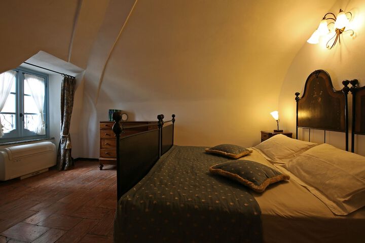 Room 9 of 41