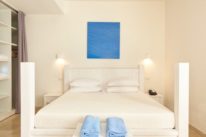 Room 34 of 113