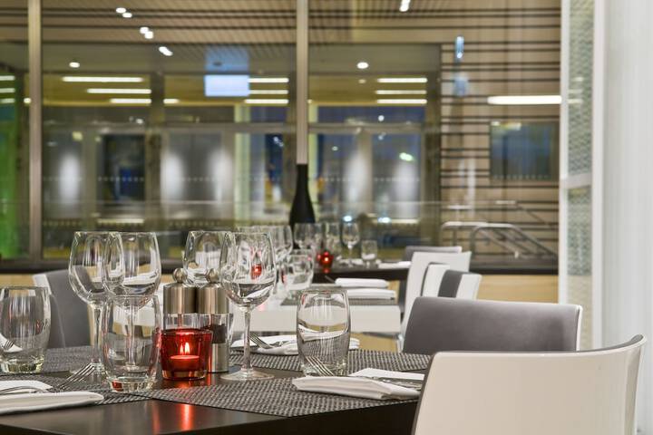 Dining 51 of 122