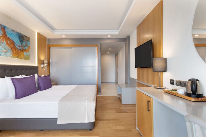 Room 17 of 71