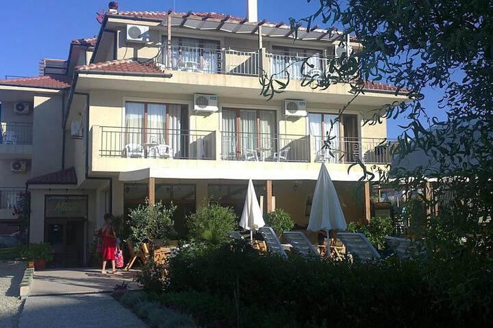 Hotel 44 of 44